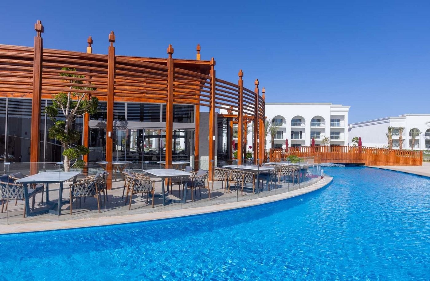 hotel_img