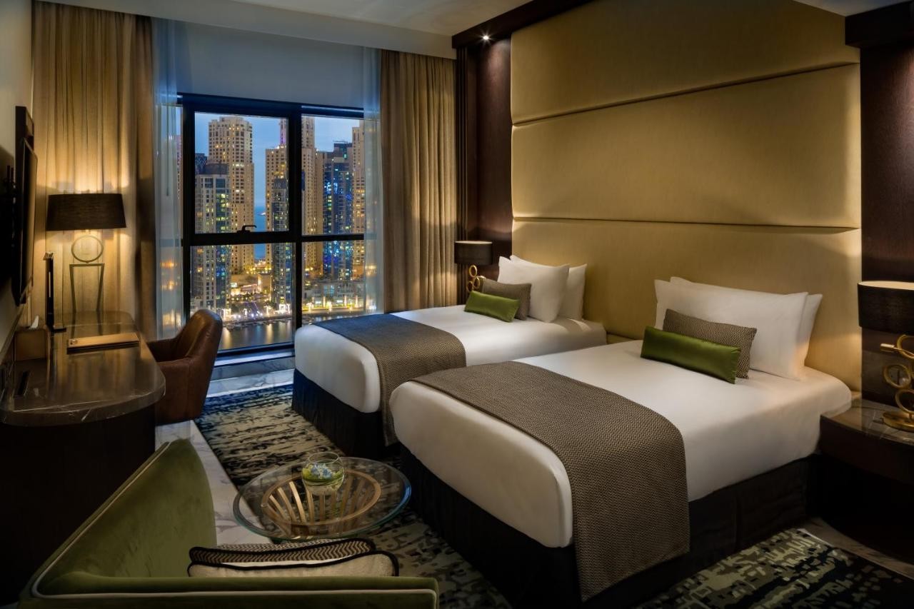hotel_img