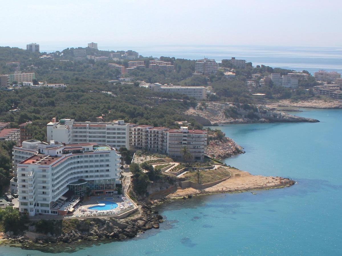 hotel_img
