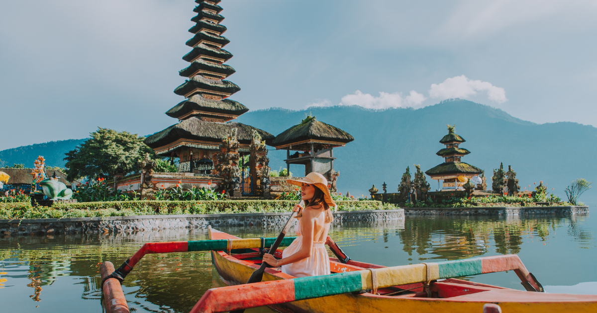                                     BALI
                                  