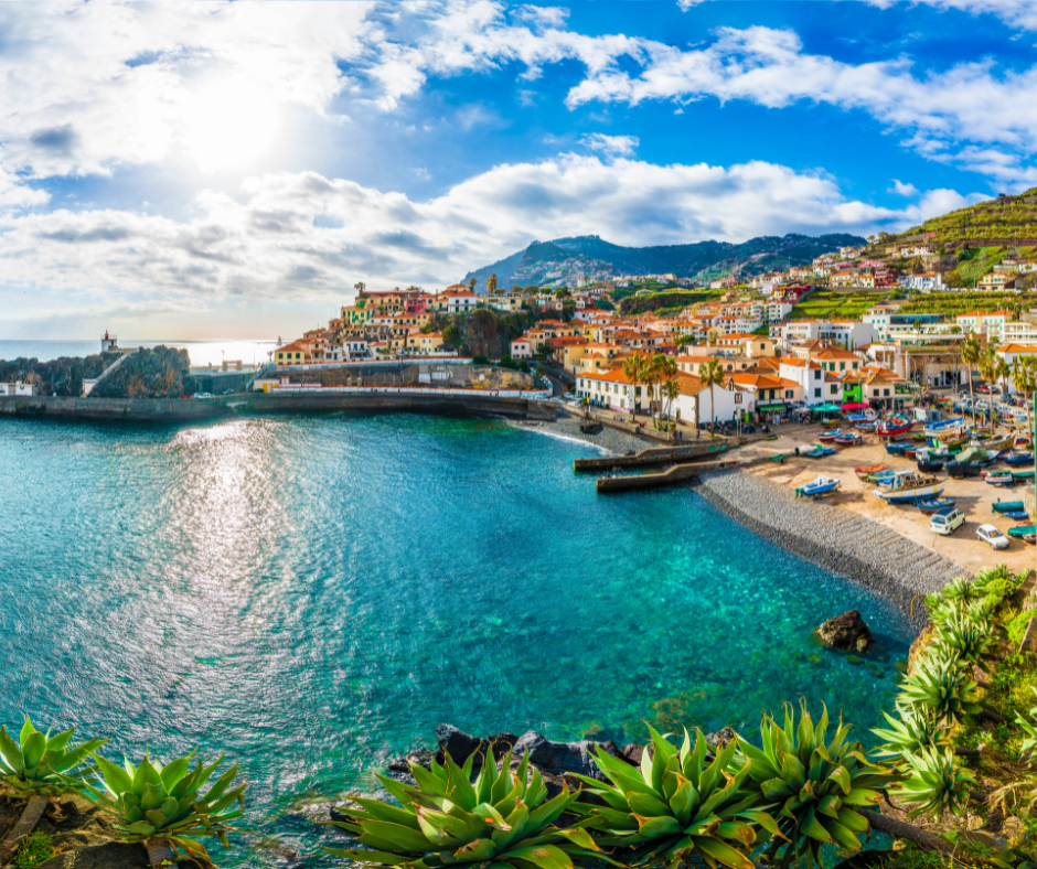                                     MADEIRA
                                  